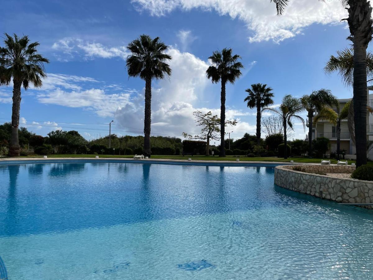 Vila Praia 7 - Beach & Pool Apartment Alvor Esterno foto